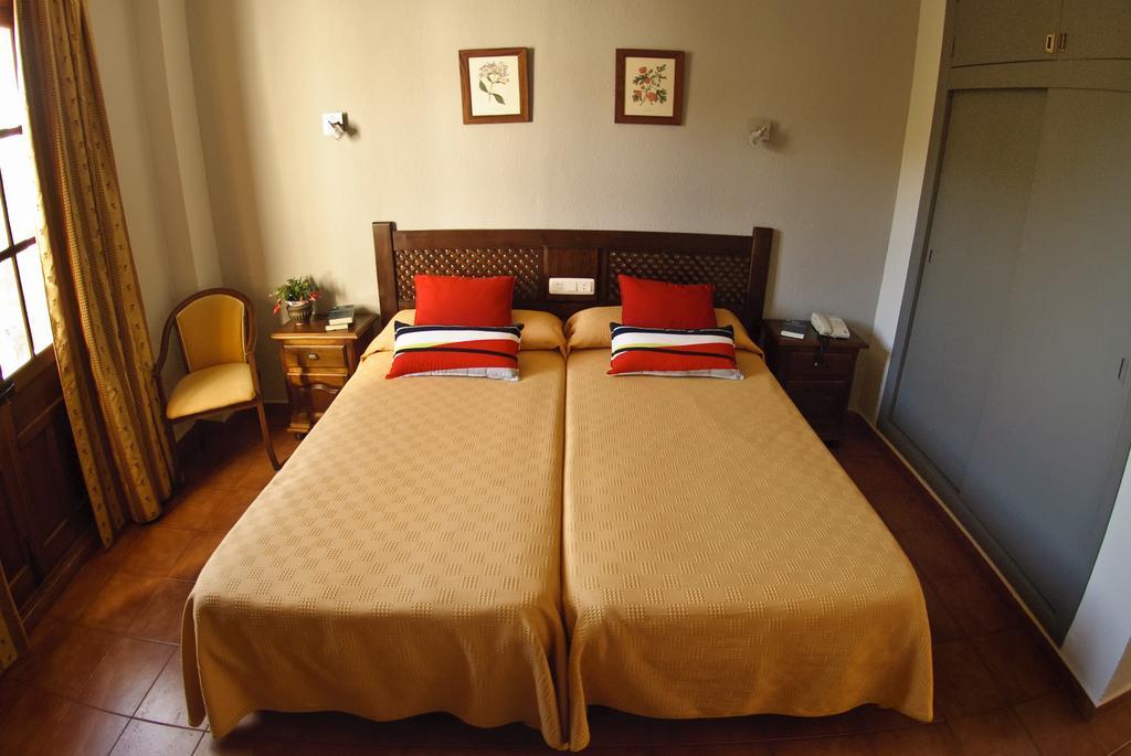 Hotel Galaroza Sierra מראה חיצוני תמונה