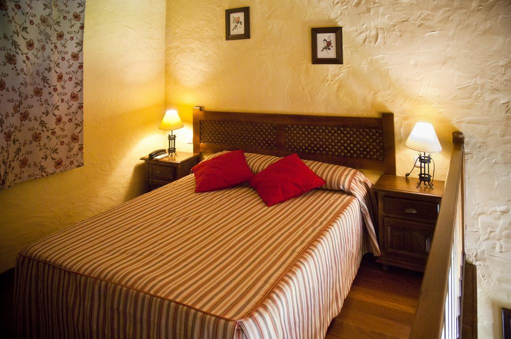 Hotel Galaroza Sierra מראה חיצוני תמונה