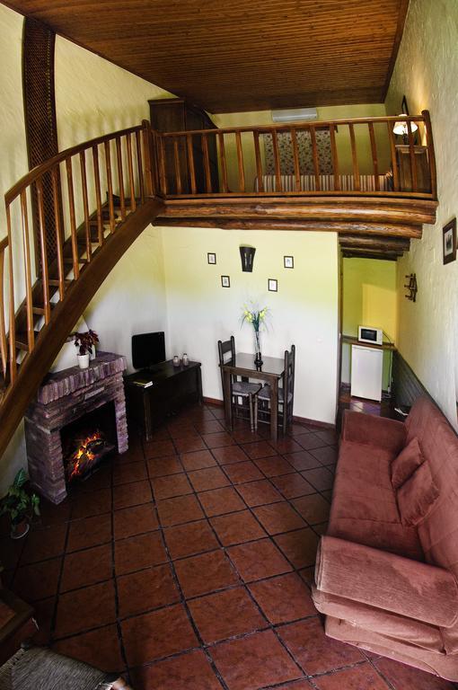 Hotel Galaroza Sierra מראה חיצוני תמונה